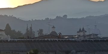 *El Puracé y su Fumarola: ¿Alerta de la Naturaleza o Grito de Unidad para el Cauca?*