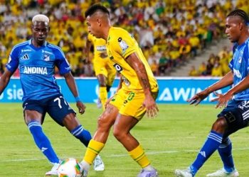 El Rugido de la Constancia: Bucaramanga y el Deber de la Grandeza