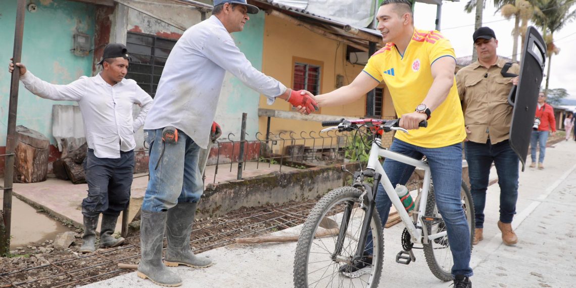 El Asfalto de la Dignidad: Más que Metros, Oportunidades