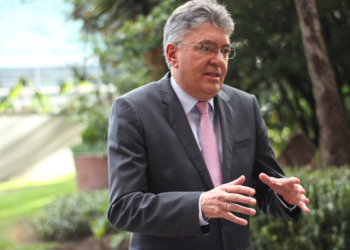 De la Bonanza al Racionamiento: El Precio de la Improvisación