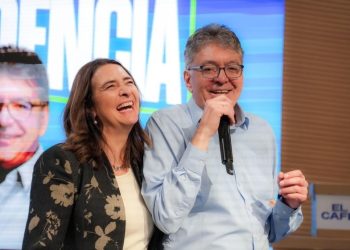 *La Urgencia de la Coherencia: El Corazón y la Mente en la Urna*