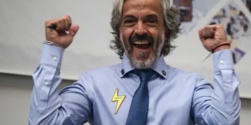 La paradoja de la diferencia Raul Oviedo el Batazo de la Consulta