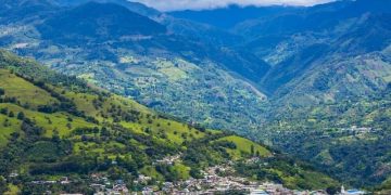 Semillas de Autonomía: Inzá y el Reto de Volver a la Tierra