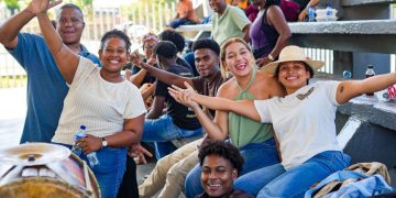 El Petronio a los 30: Cuando la raíz se vuelve antena